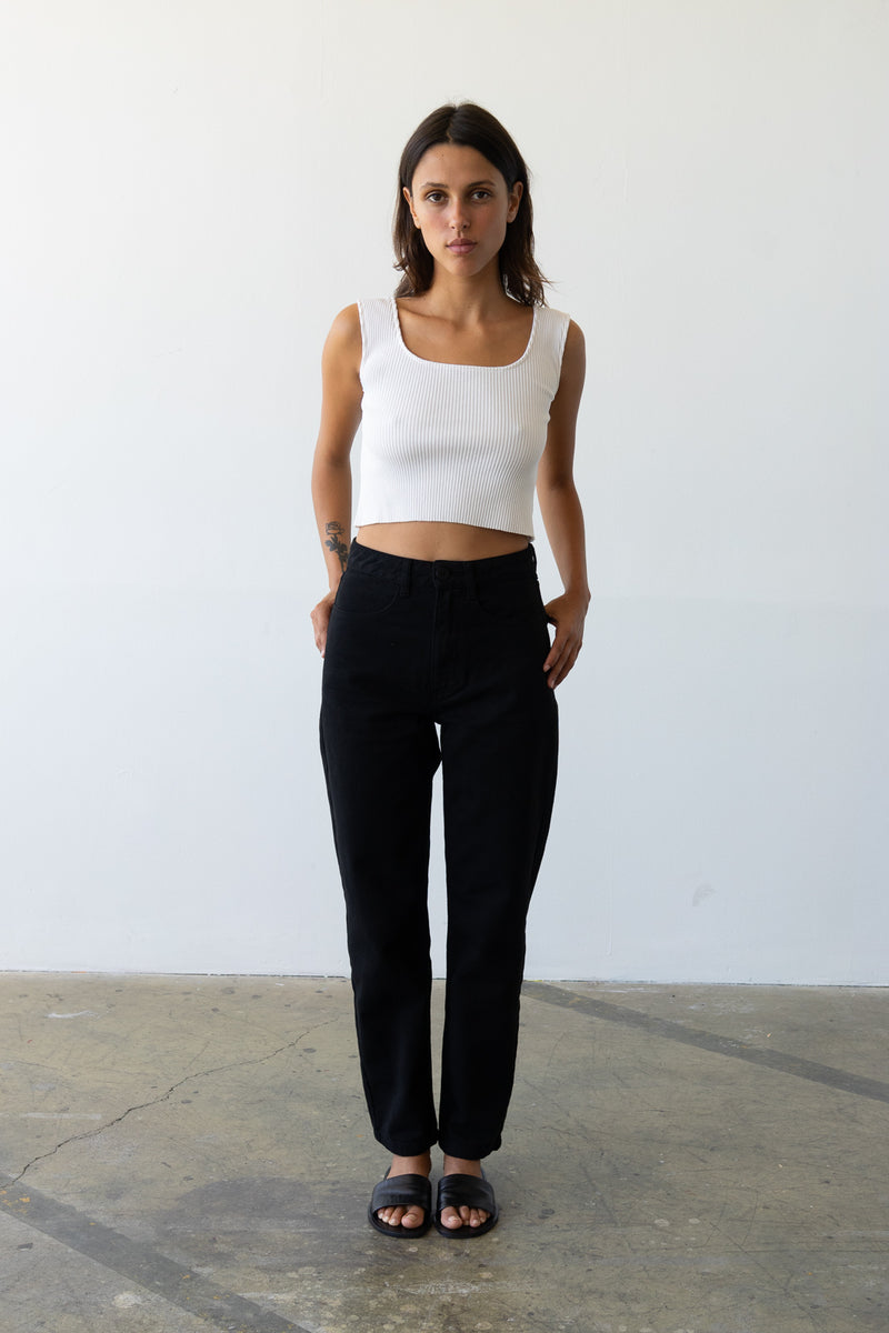 Carrot Straight Jean in Black