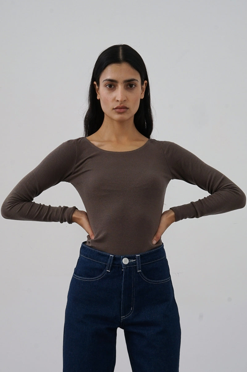 Ballet Top in Walnut