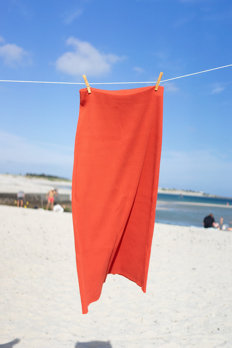 Ribbed Knit Midi Skirt in Grenadine