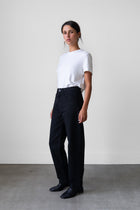 Carrot Jean in Black