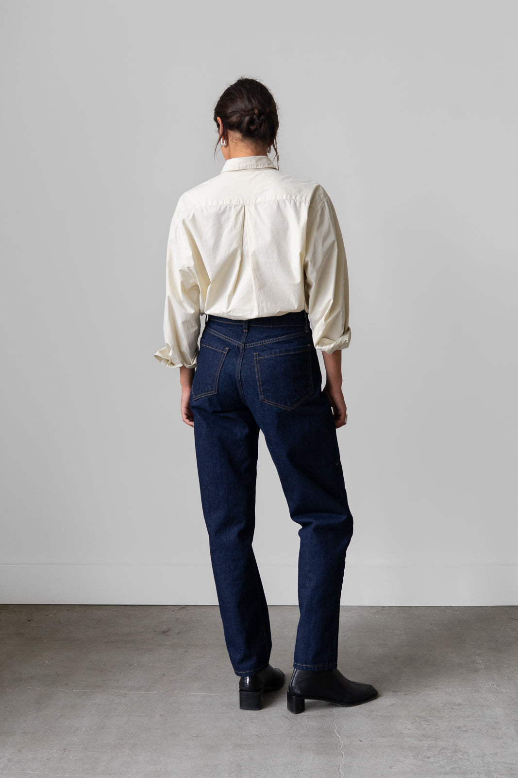 Carrot Jean in Dark Denim | Waltz
