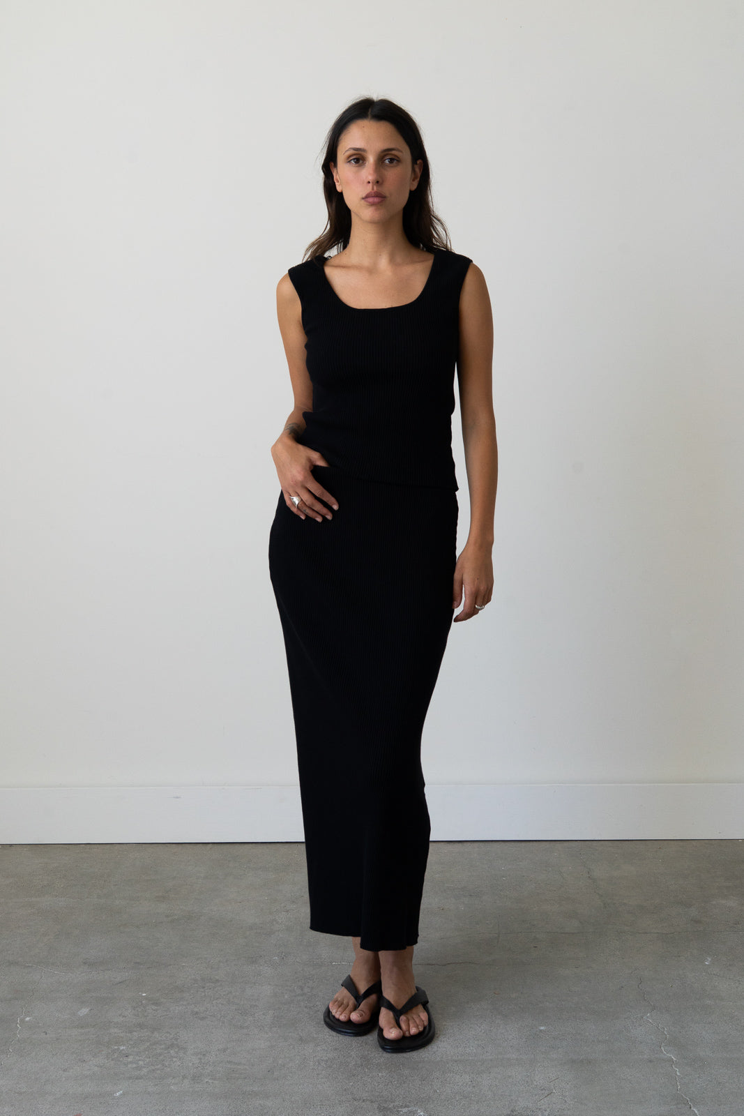 Ribbed Knit U-Neck Tank in Black