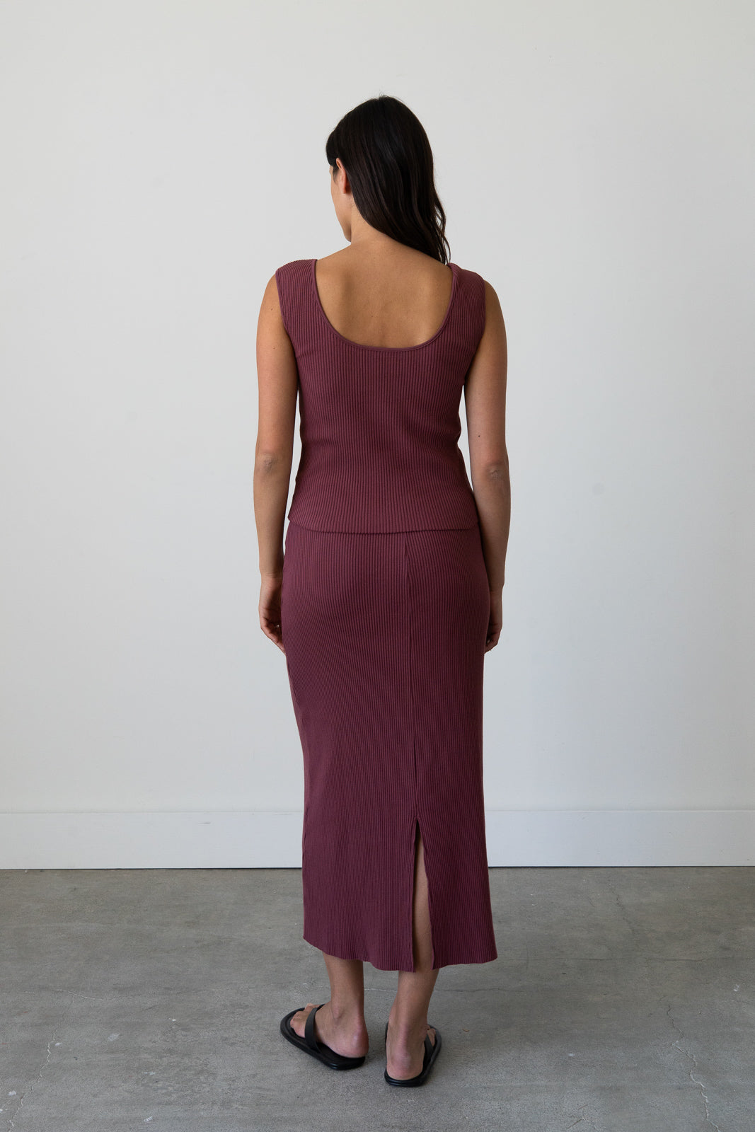 Ribbed Knit Midi Skirt in Raspberry