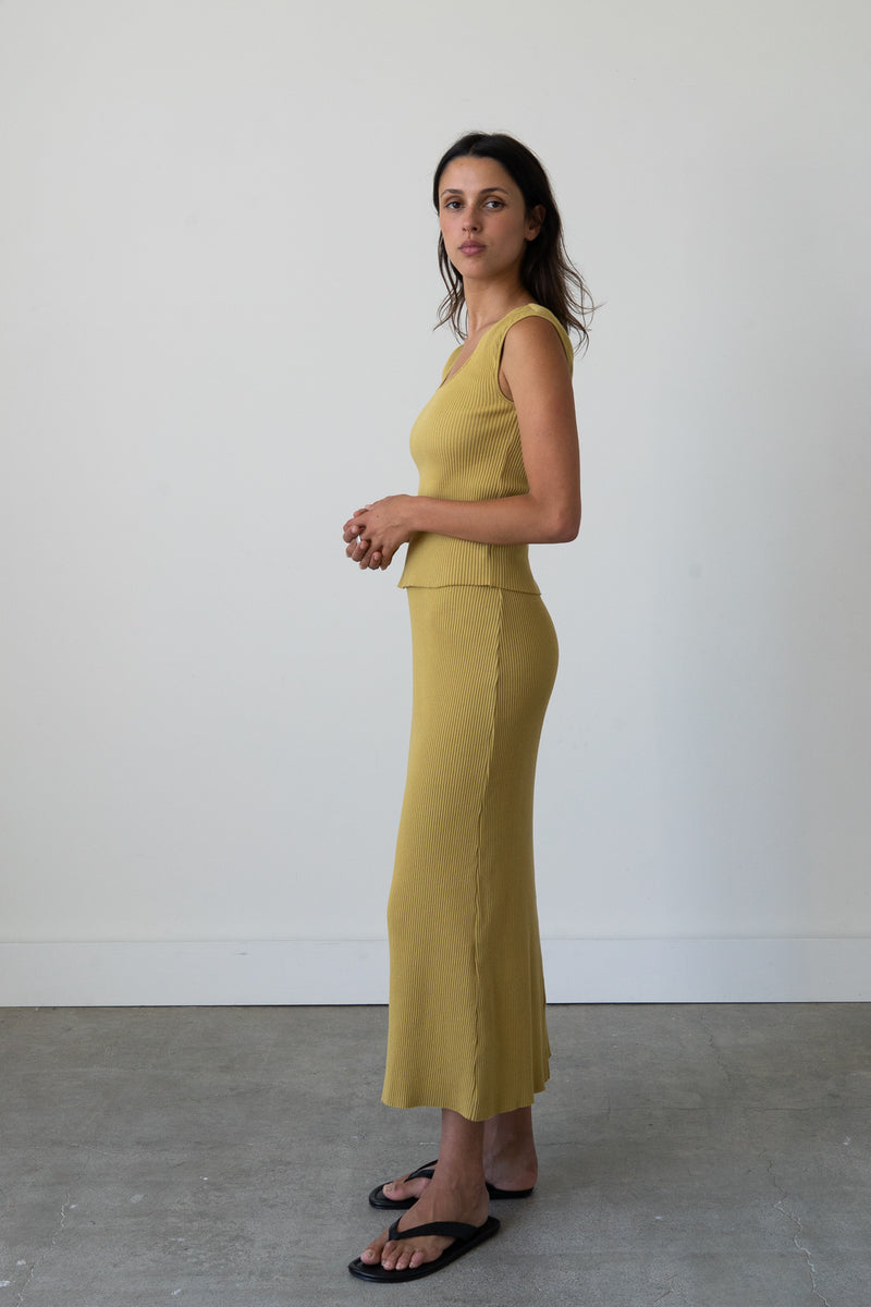 Ribbed Knit Midi Skirt in Fennel Seed
