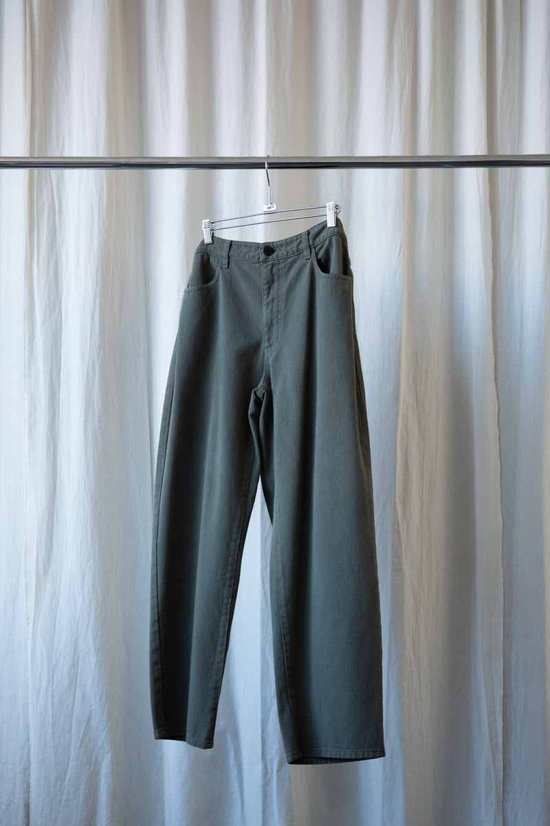 Size XL (35" Waist) - Carrot Straight Jean in Clover