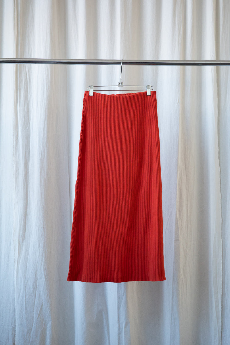 Size S - Ribbed Knit Midi Skirt in Grenadine - Dye Imperfection