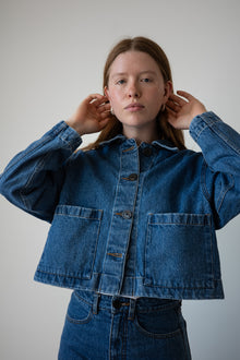 Cropped Jacket in Medium Blue Denim